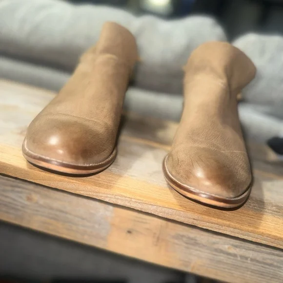 Seychelles Tan Suede Ankle Booties - Picture 2 of 8